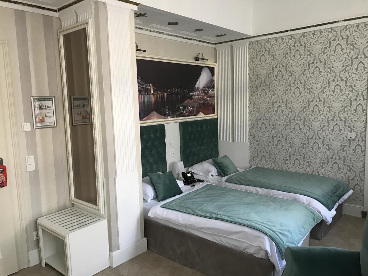 Hotel Amts-Apotheke Лимбург-ан-дер-Лан Экстерьер фото